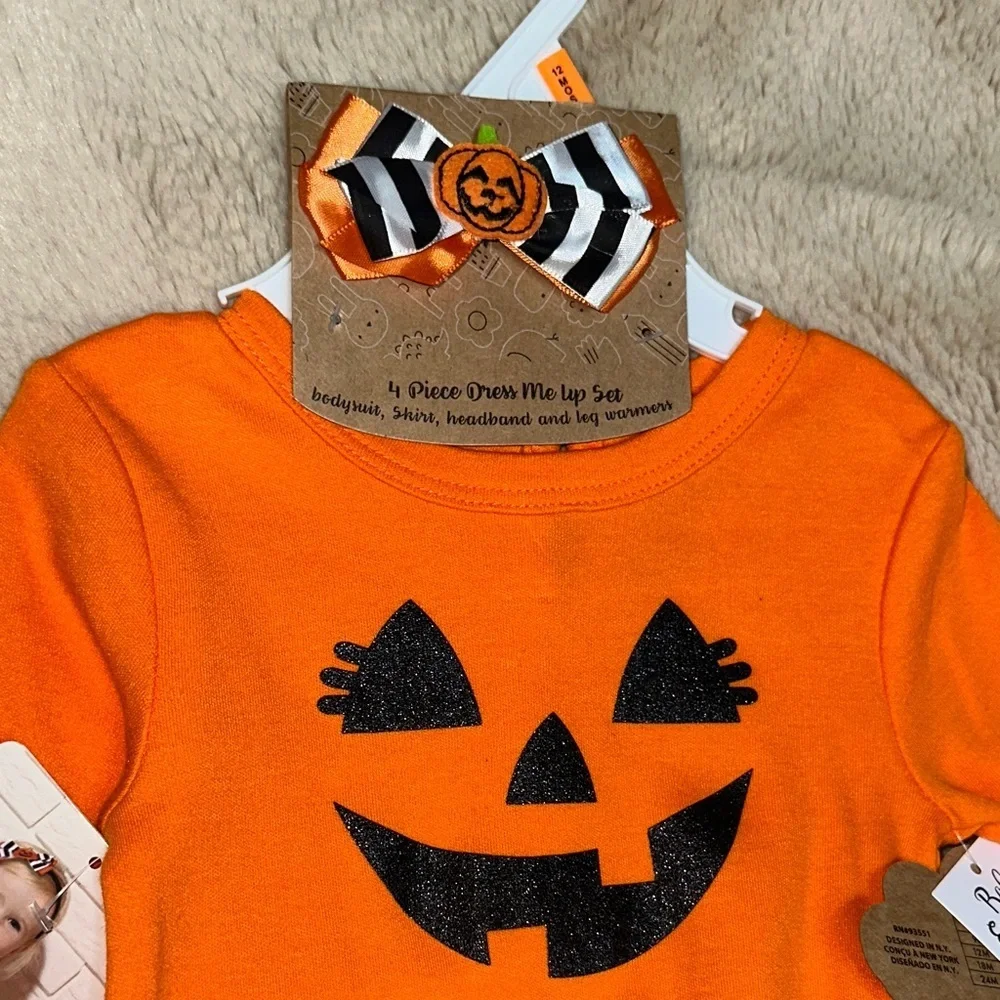 Baby Essentials charming pumpkin